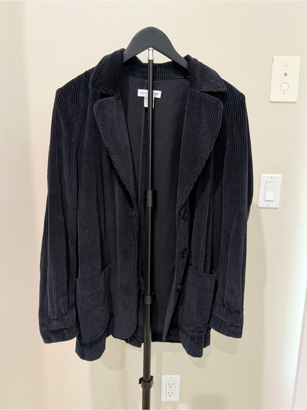 Vintage Newport News Black Wide Wale Corduroy Blazer Barn Coat Retro Preppy